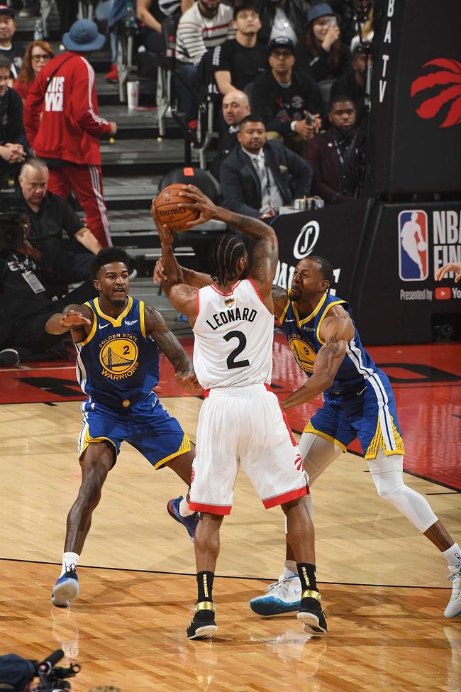 关于Scout重返赛场，重返赛场首场状态出色，勇士观众沸腾！全场沸腾不已的信息